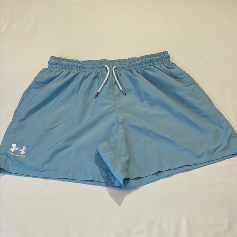 Under Armour Light Blue Athletic Shorts MENS SIZE L , ELASTIC WAISTBAND …